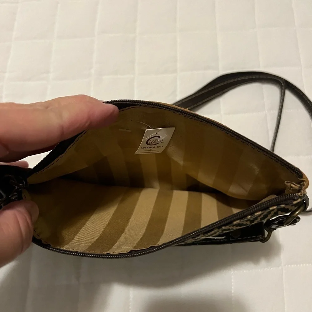 VAAN & CO. Crossbody NWT.  Brown and tan with soft leather back.